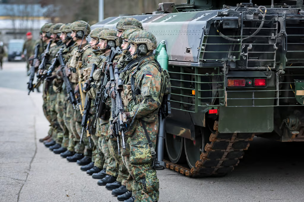 ევროპაში ჯარისჯაცები ტოვებენ სამსახურს ეს მაშინ როდესაც ისინი სჭირდება NATO-ს